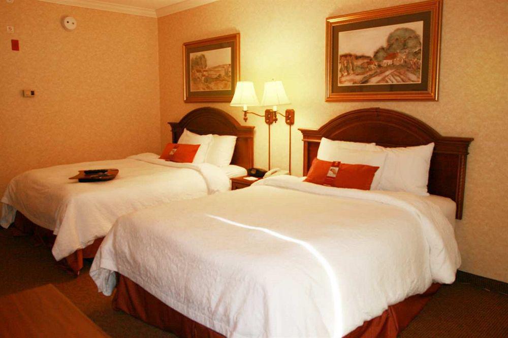 Hampton Inn Coventry-Warwick Area Rom bilde