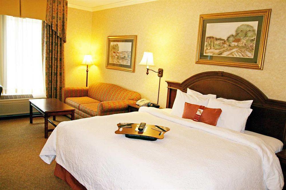 Hampton Inn Coventry-Warwick Area Rom bilde