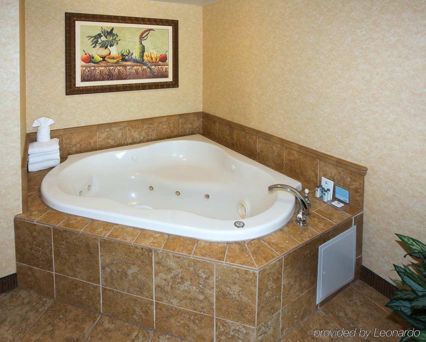 Hampton Inn Coventry-Warwick Area Rom bilde